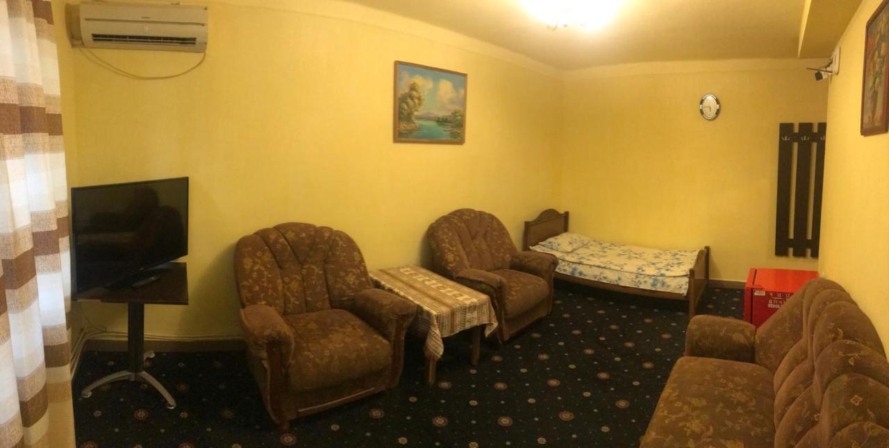 Best Hostel Republic Square Erévan Extérieur photo
